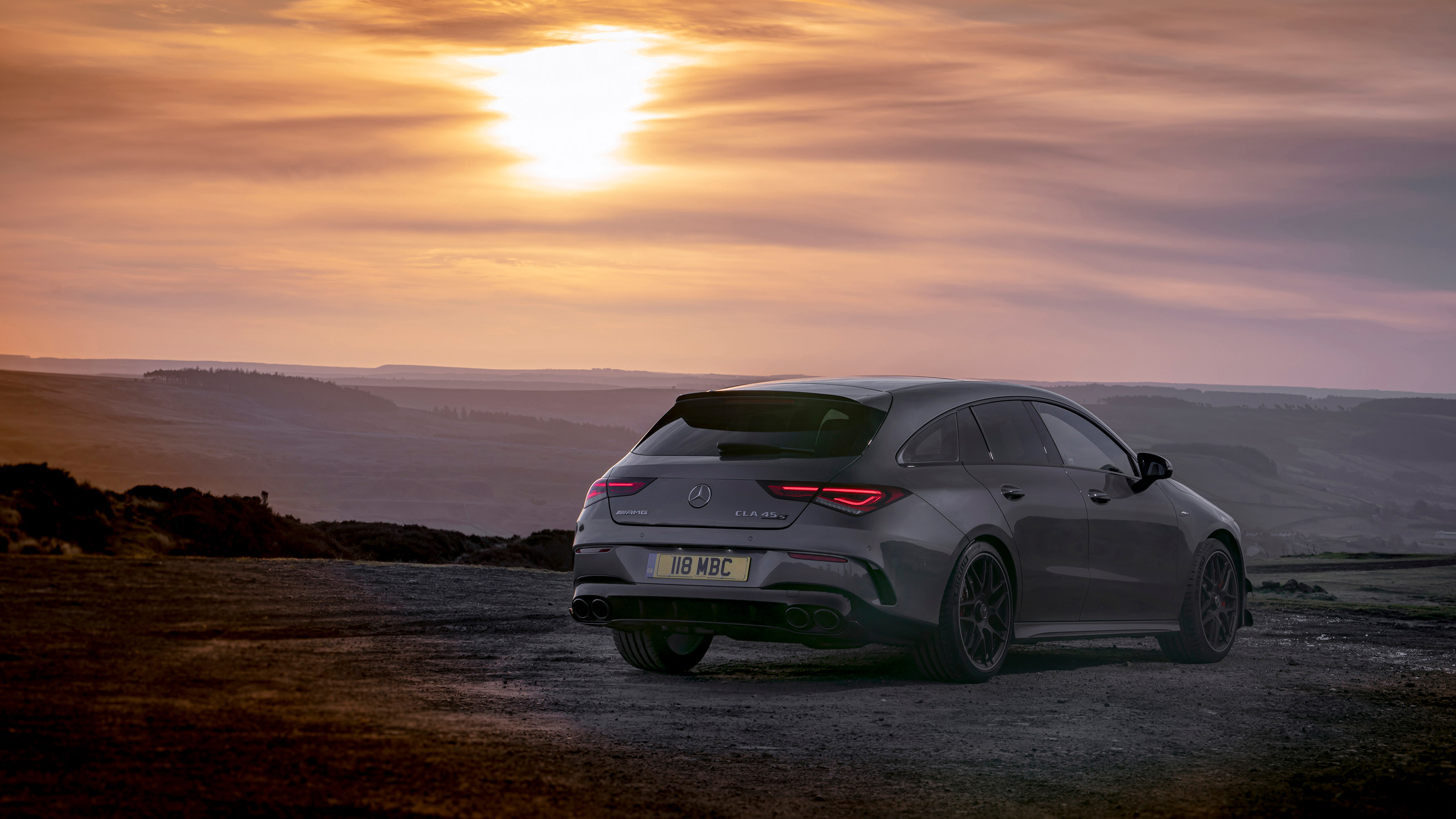 Mercedes-AMG CLA45 S Shooting Brake
