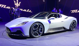 Maserati MC20