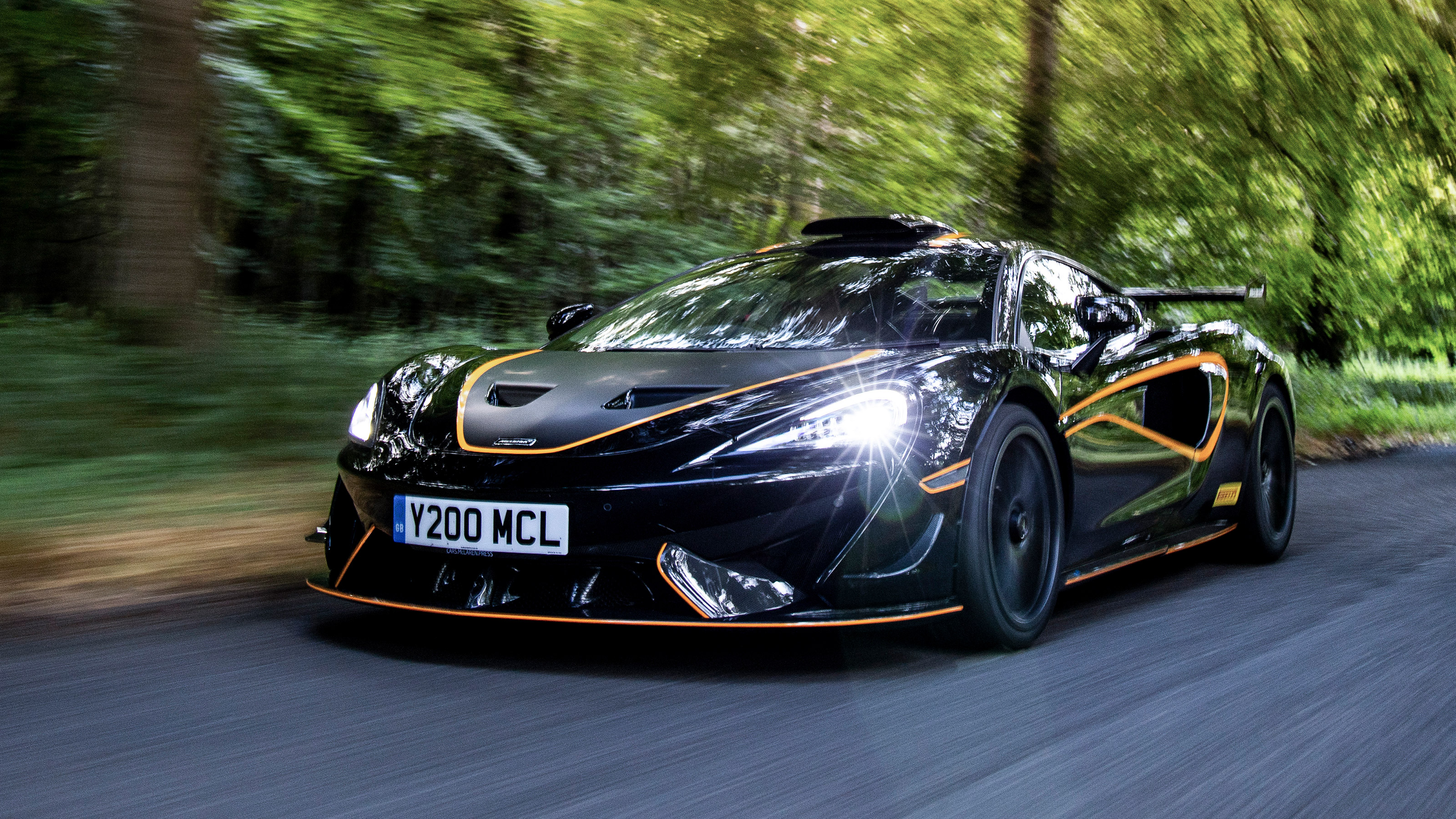 McLaren 620R