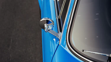 Volvo P1800 Cyan