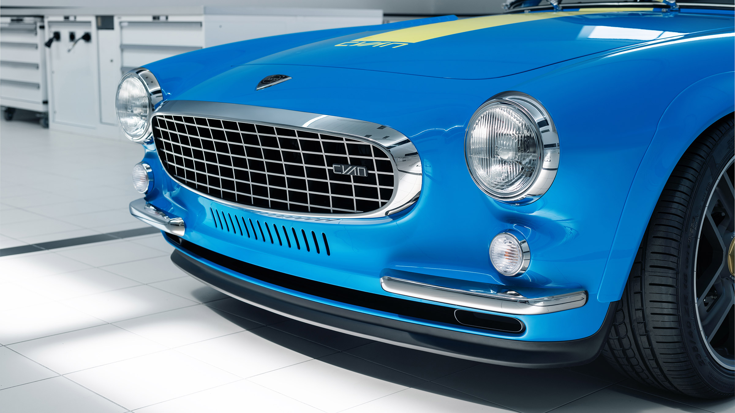 Volvo P1800 Cyan