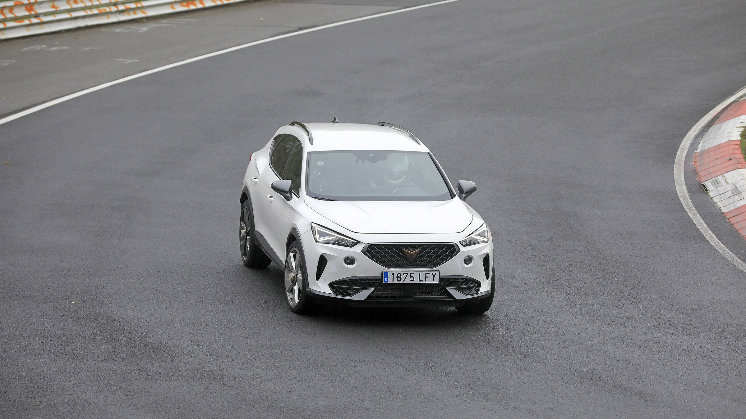 Cupra Formentor VZ5 spy - front corner