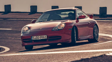 Porsche 911 GT3 (996) – front