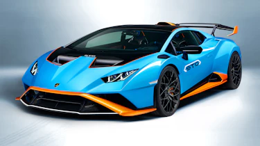 Lamborghini Huracán STO front three quarters