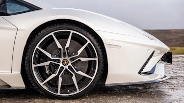 Pirelli winter tyres campaign - Aventador