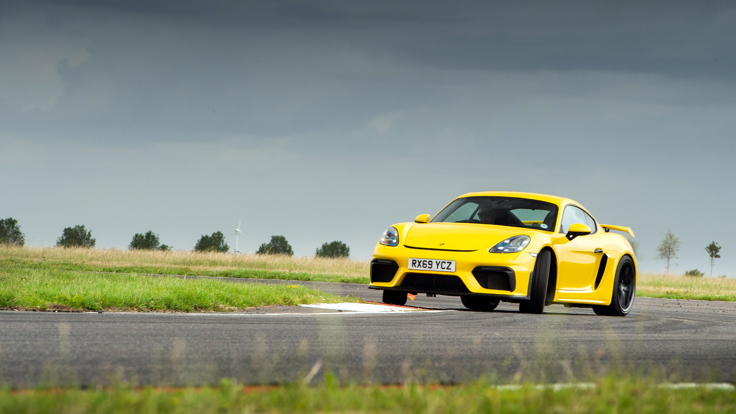Porsche 718 Cayman GT4 cornering