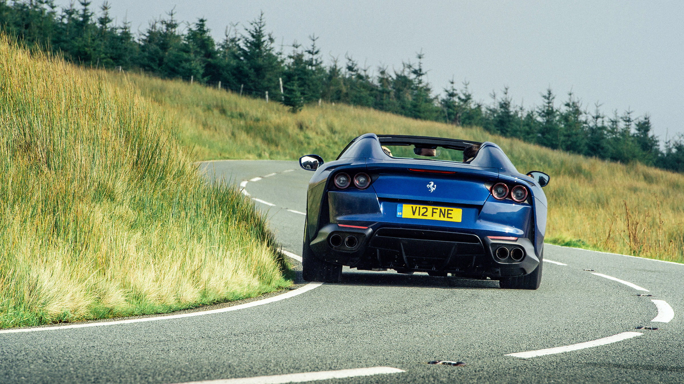 Ferrari 812 GTS TDF blue - rear action