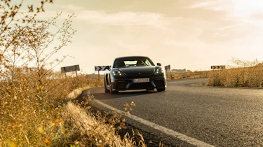 Porsche 718 Cayman GT4 cornering