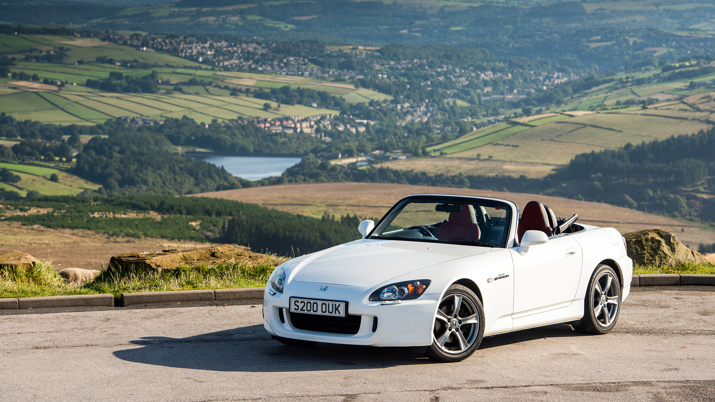 Honda S2000 icon - front quarter