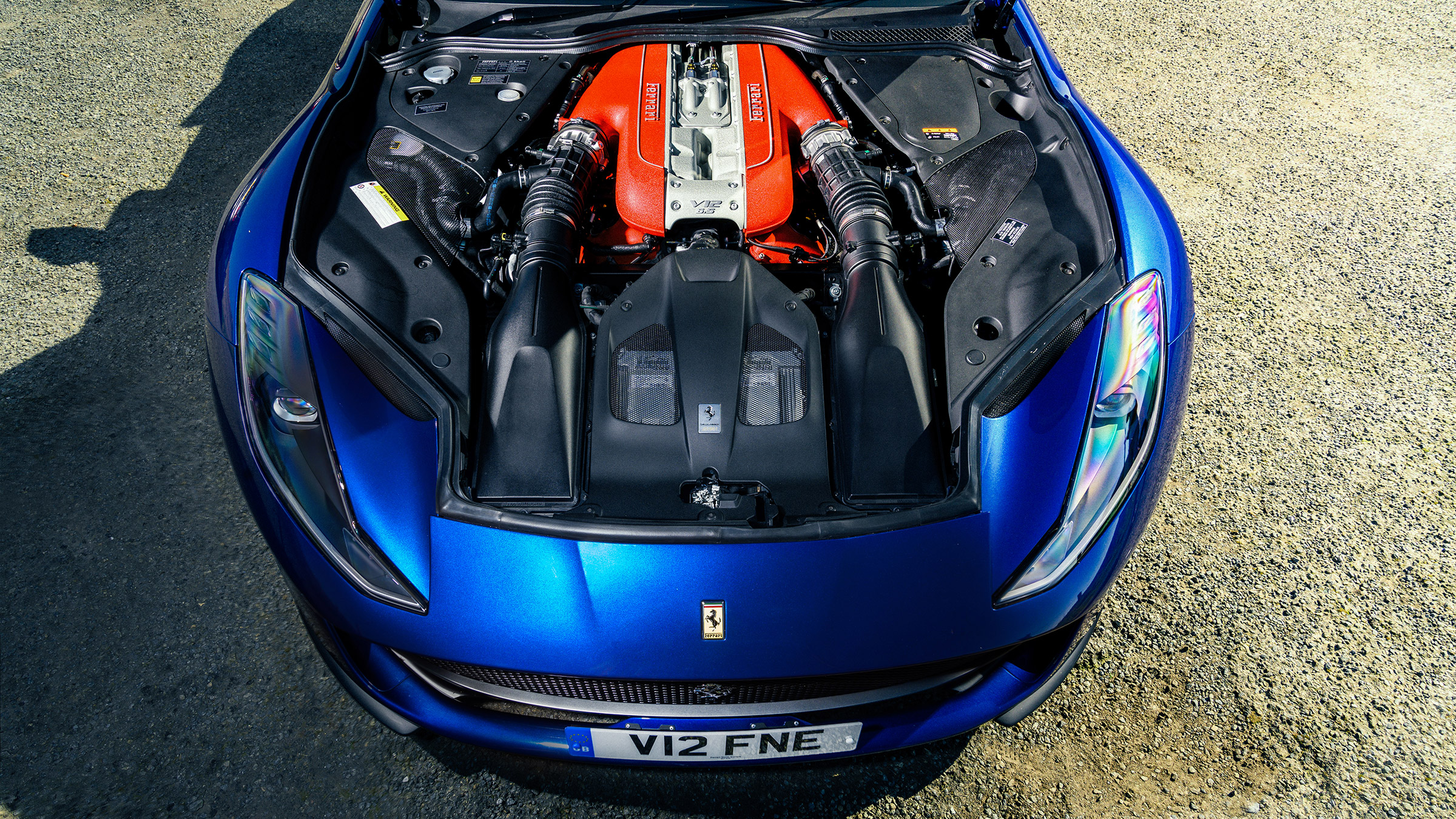 Ferrari 812 GTS TDF blue - engine 2