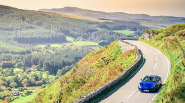 Ferrari 812 GTS TDF blue - scenic