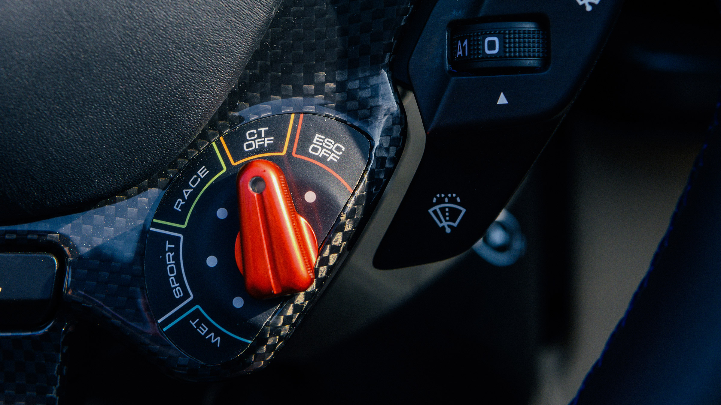 Ferrari 812 GTS TDF blue - switch