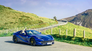 Ferrari 812 GTS TDF blue - front static