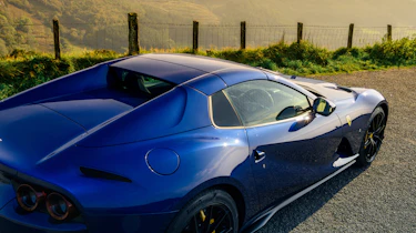 Ferrari 812 GTS TDF blue - detail roof