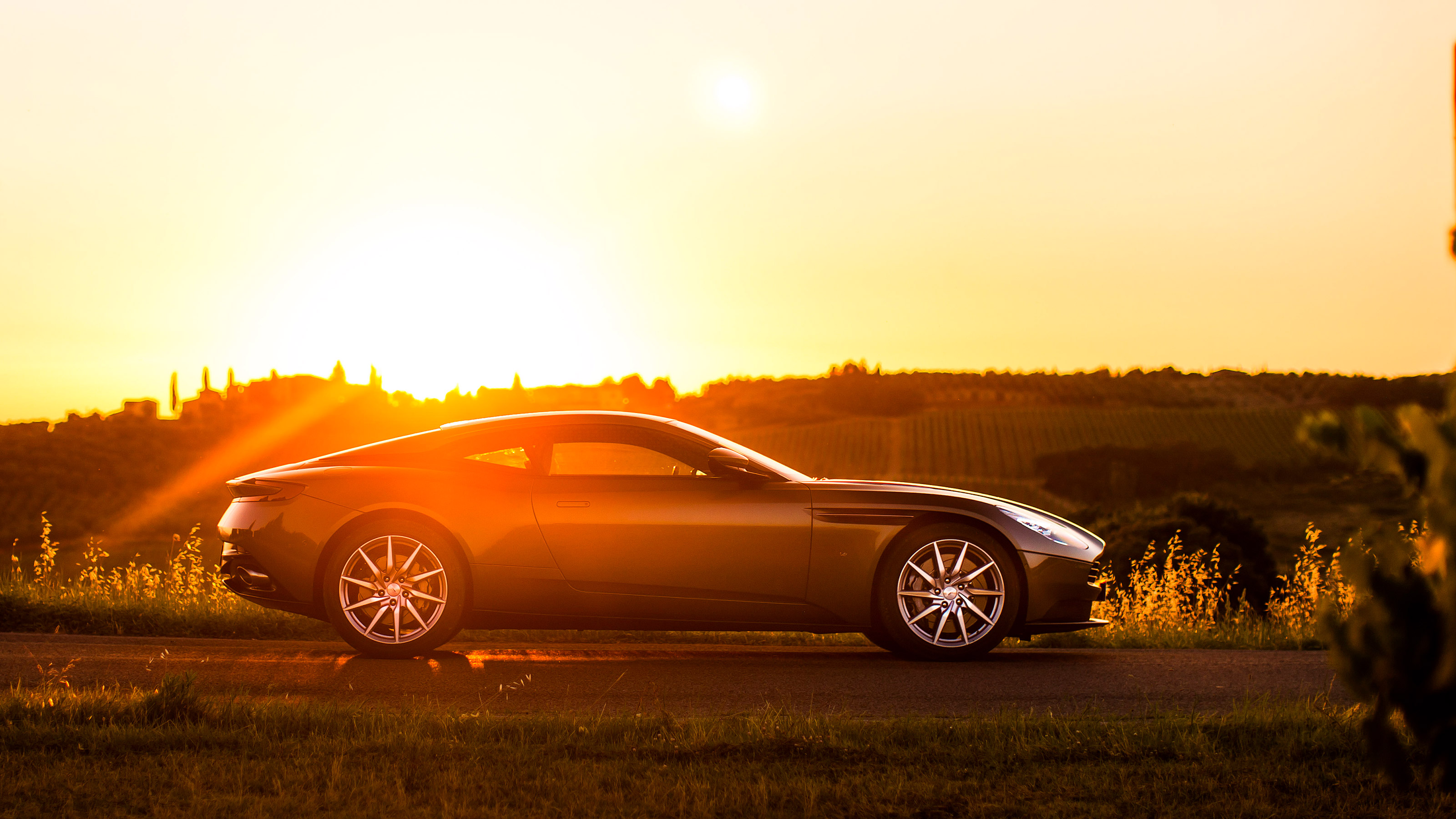 Aston Martin DB11 side