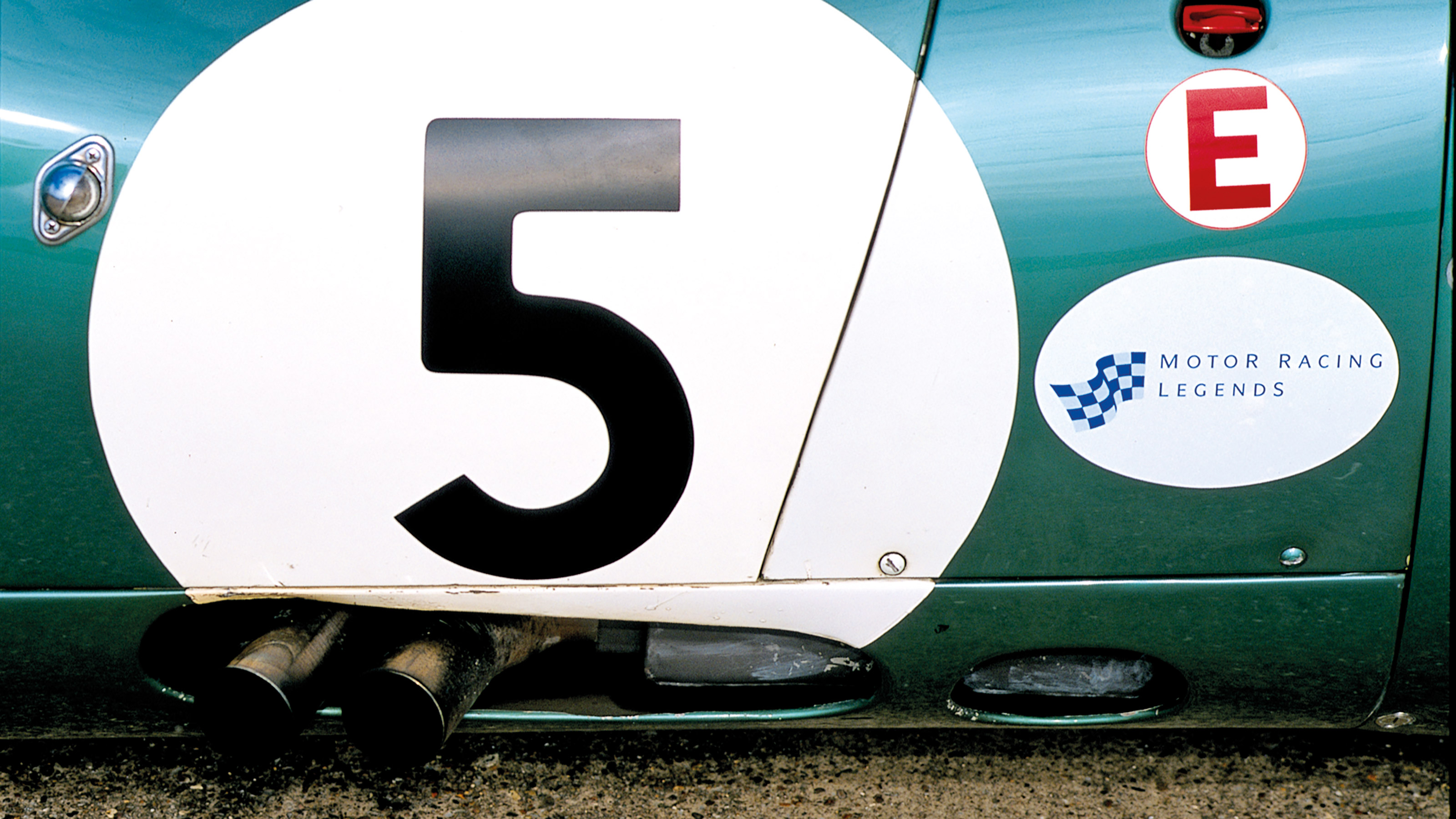 Aston Martin DBR1 exhausts