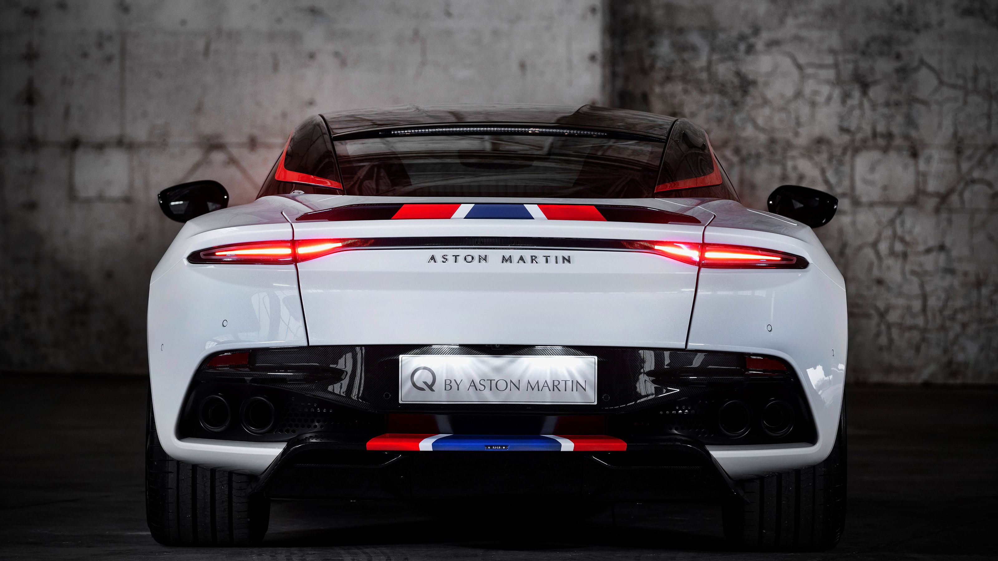 Aston Martin DBS Superleggera Concorde rear 
