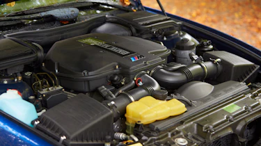 BMW E39 M5 engine