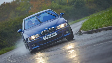 BMW E39 M5 front