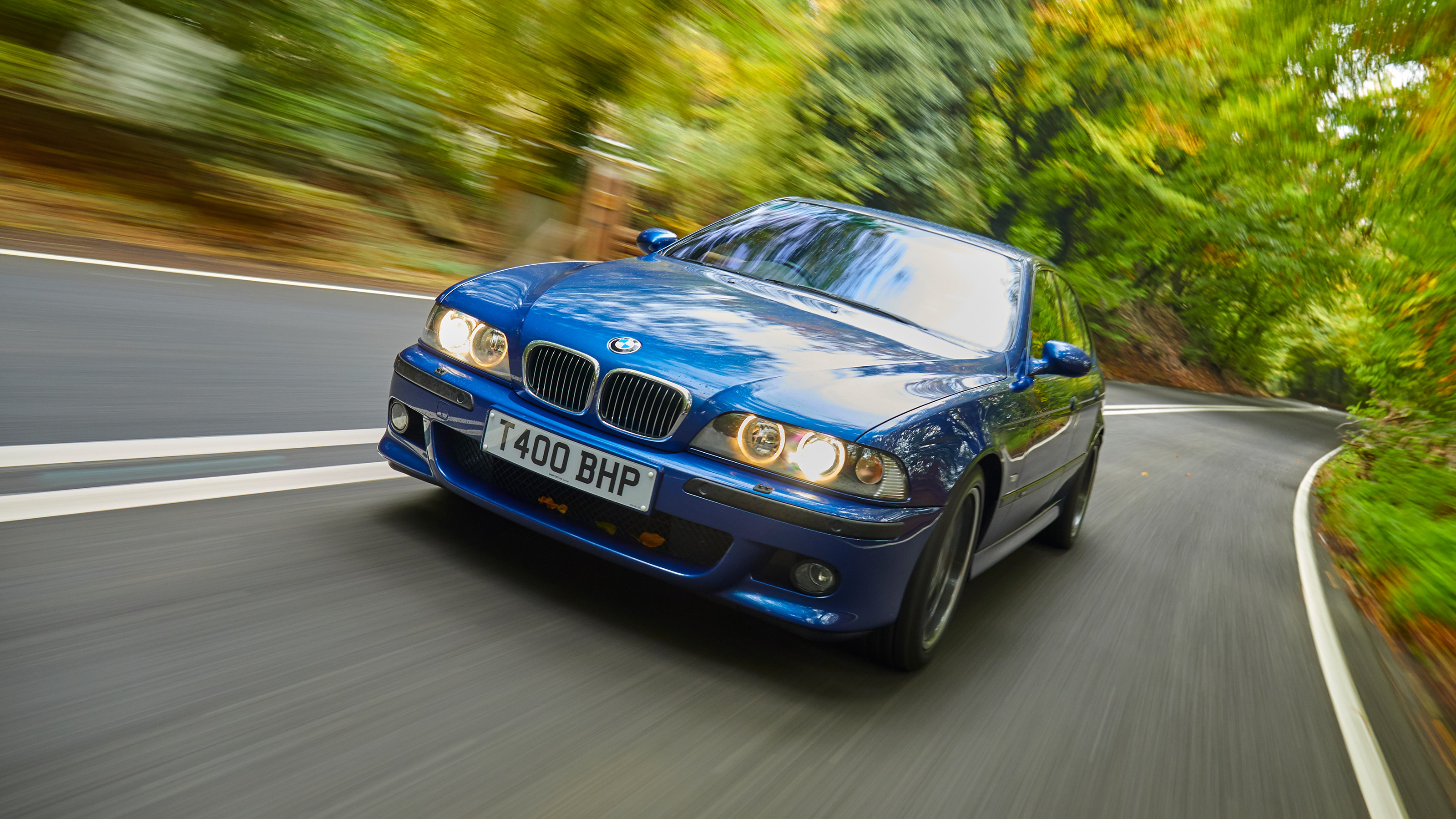 BMW E39 M5 front