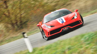 Ferrari 458 Speciale - cornering