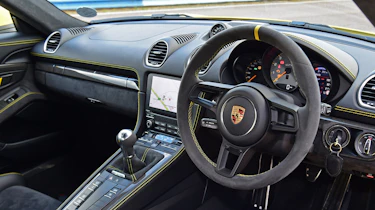 Porsche 718 Cayman GT4 interior