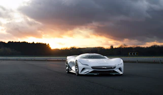 Jaguar Vision Gran Turismo SV Concept - quarter