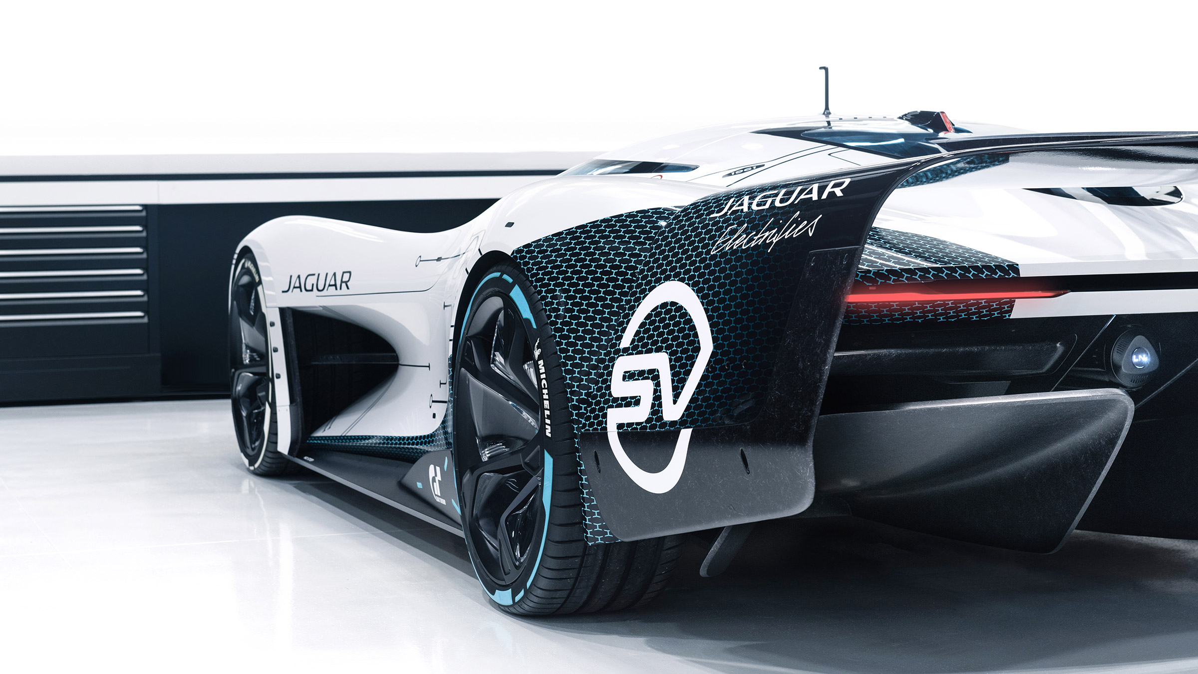 Jaguar Vision Gran Turismo SV Concept - rear