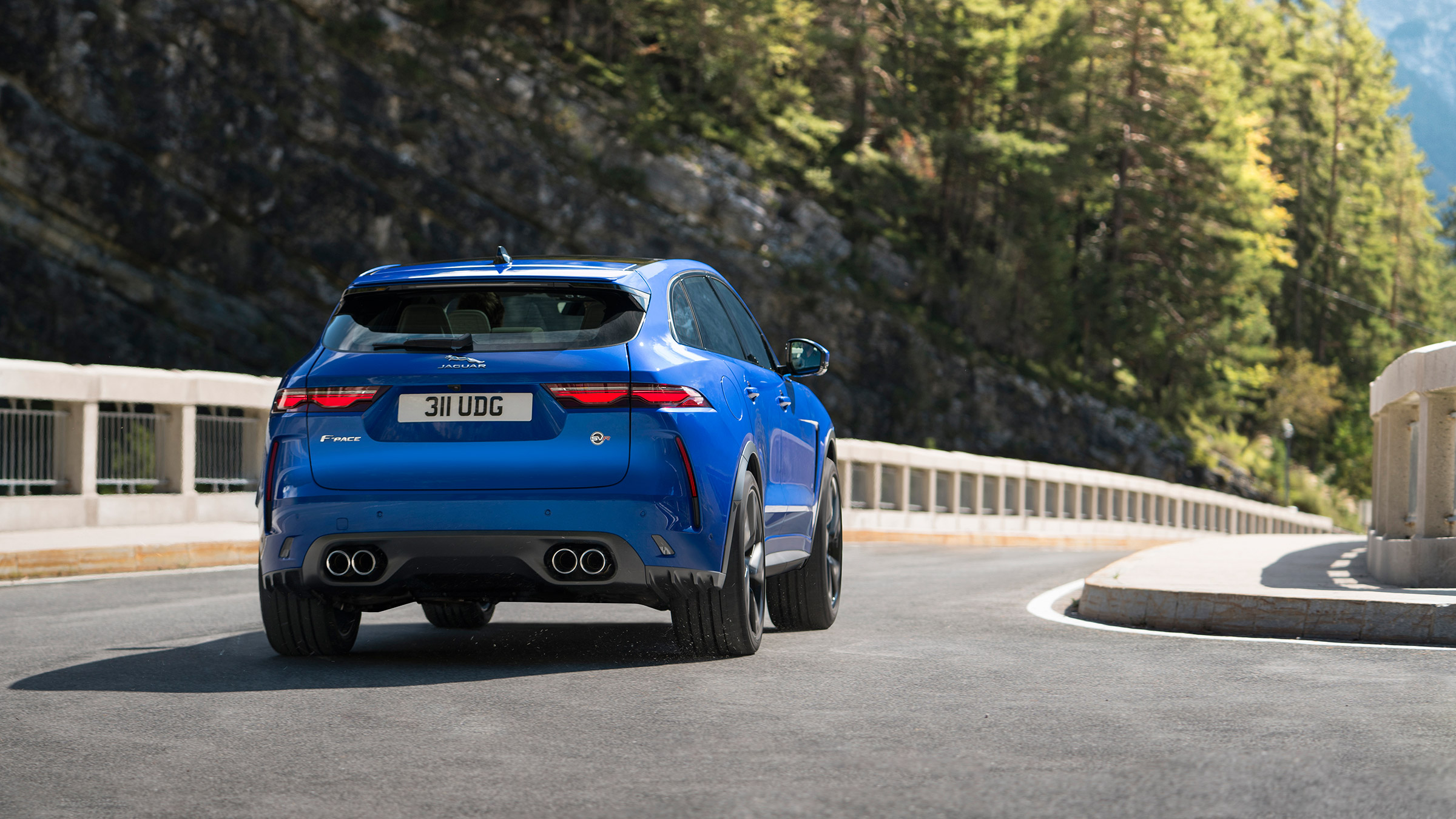 Jaguar F-Pace SVR 2021 rear
