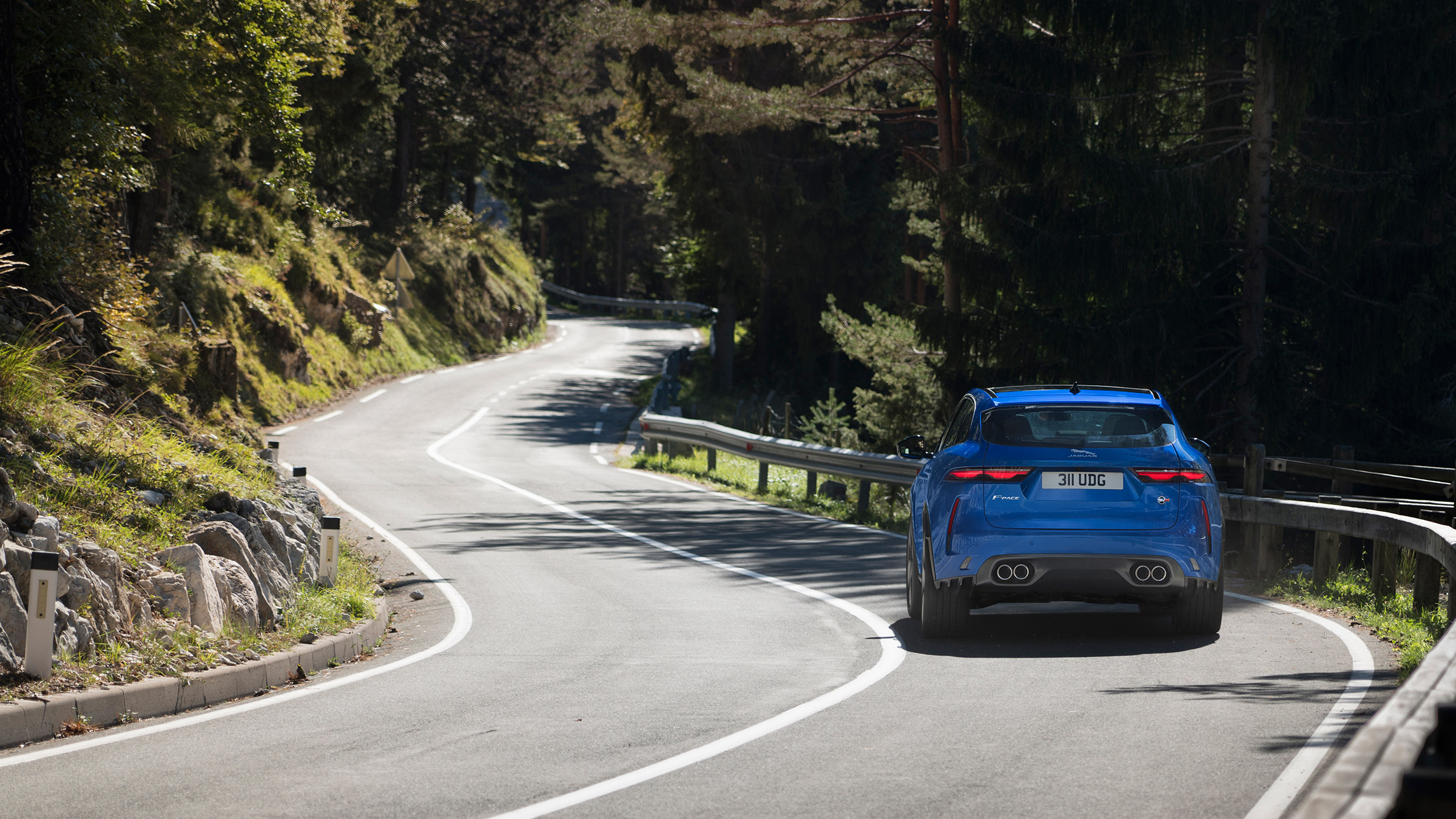 Jaguar F-Pace SVR 2021 quarter