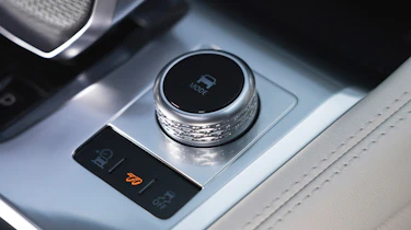 Jaguar F-Pace SVR 2021 mode