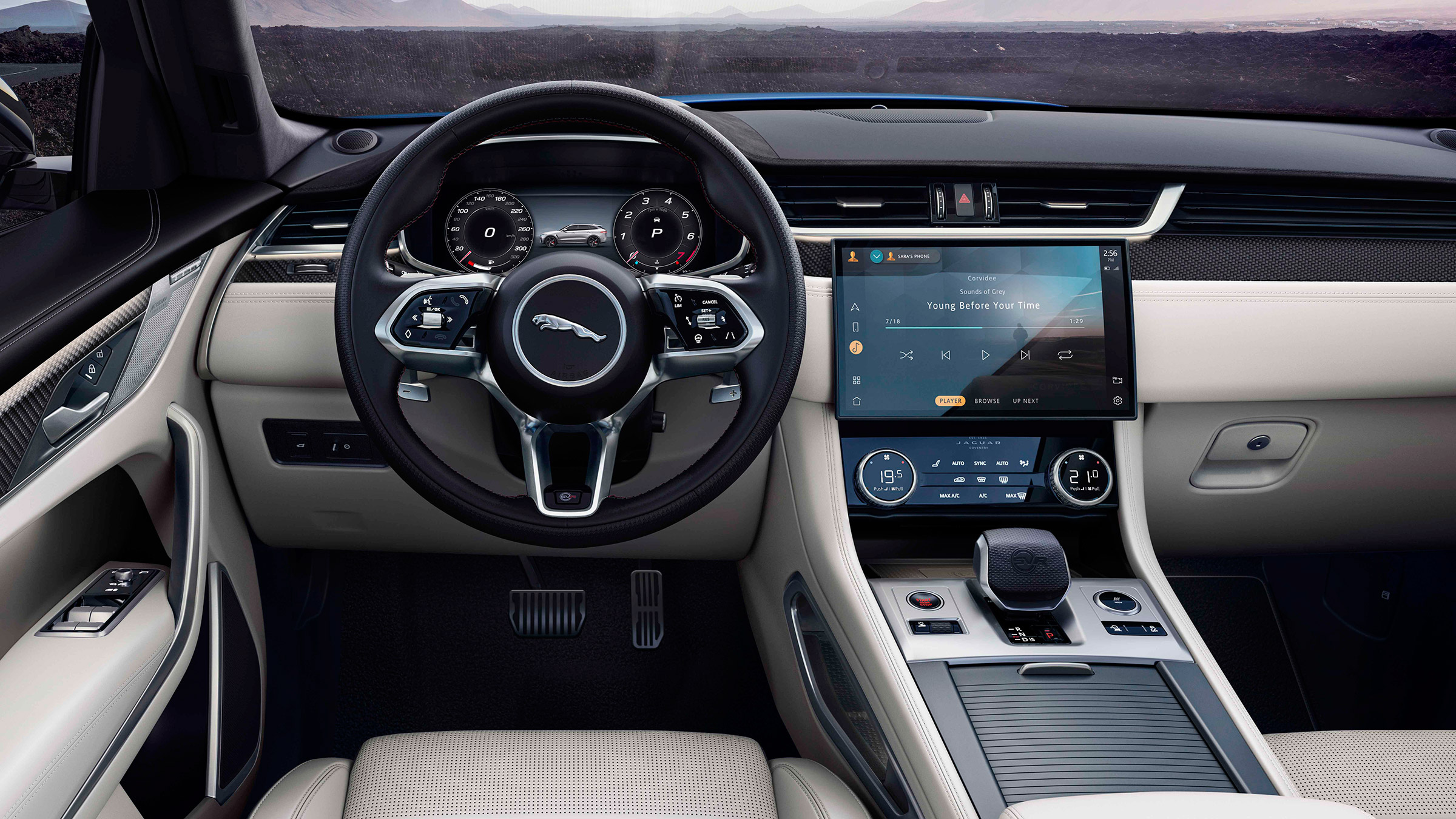 Jaguar F-Pace SVR 2021 dash