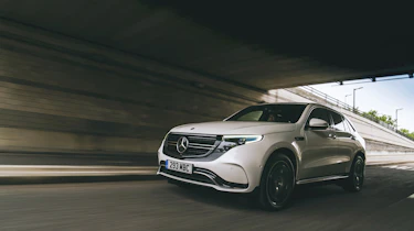 Mercedes EQC - front tracking