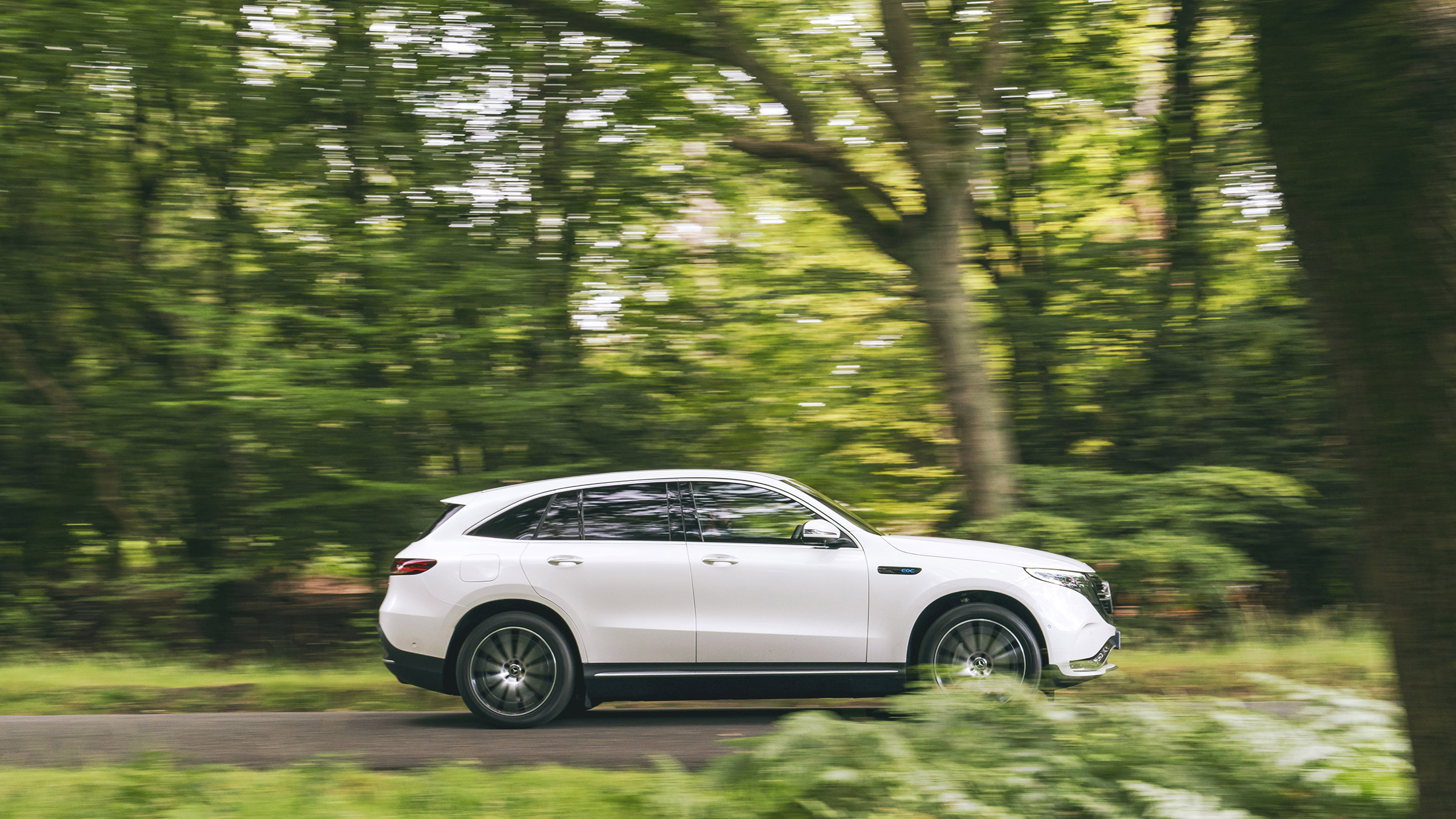 Mercedes EQC - pan