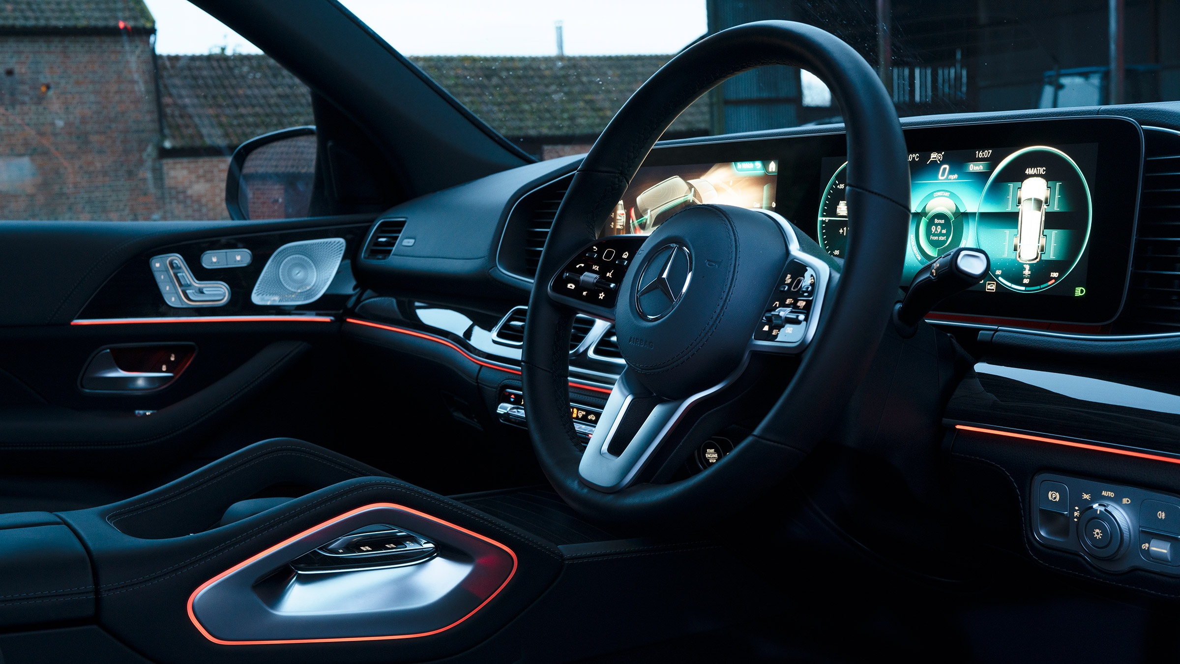 Mercedes GLS400d UK drive - interior