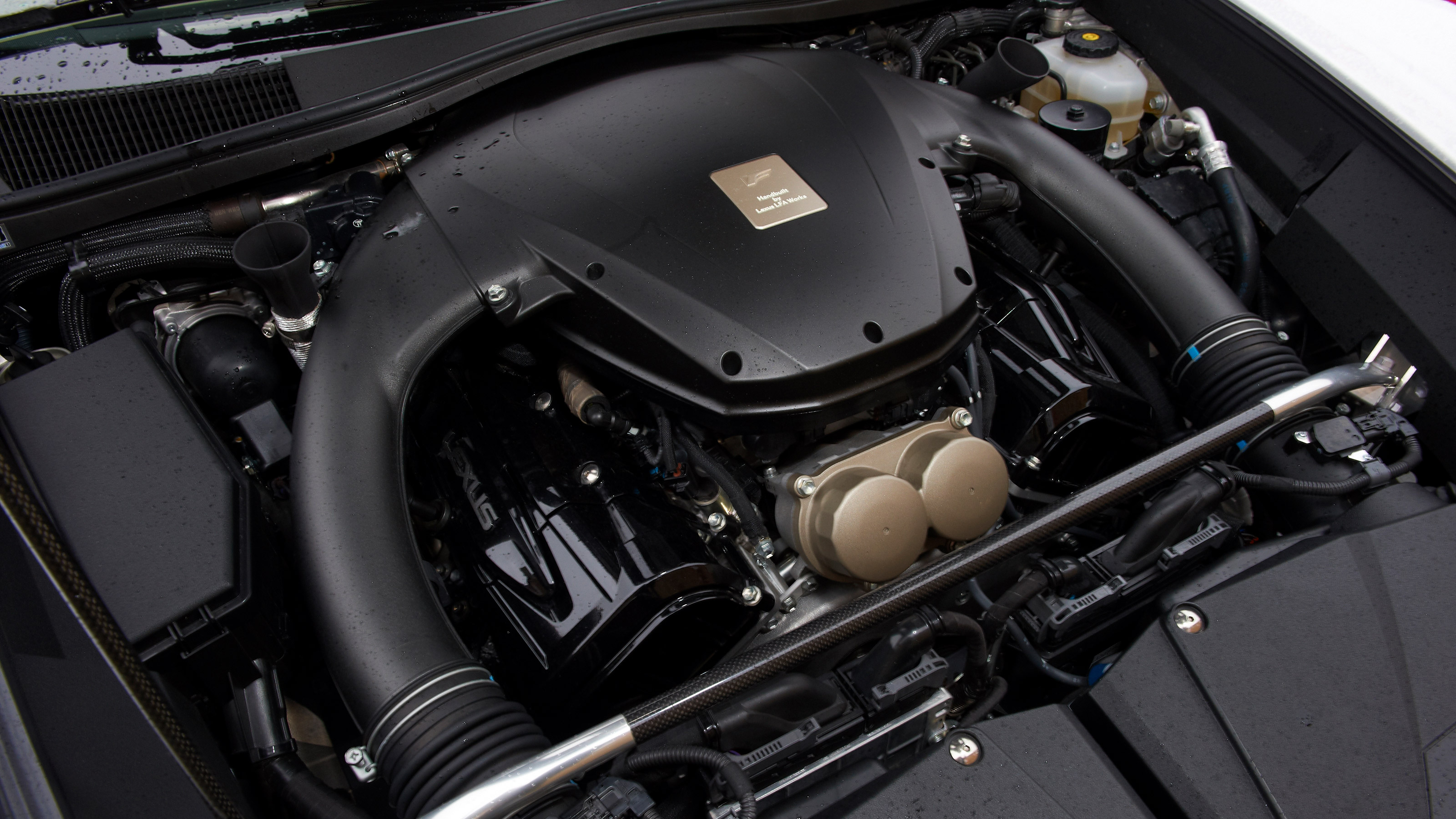 Lexus LFA engine bay