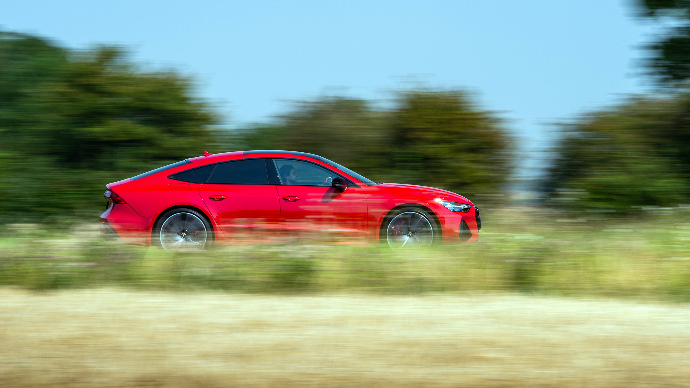 Audi RS7 vs M8 Comp GC - RS7 pan