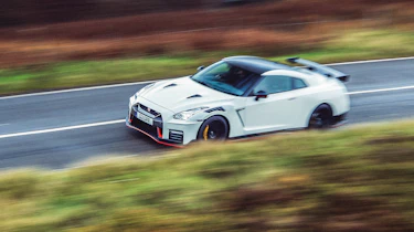 R35 Nissan GT-R Nismo front