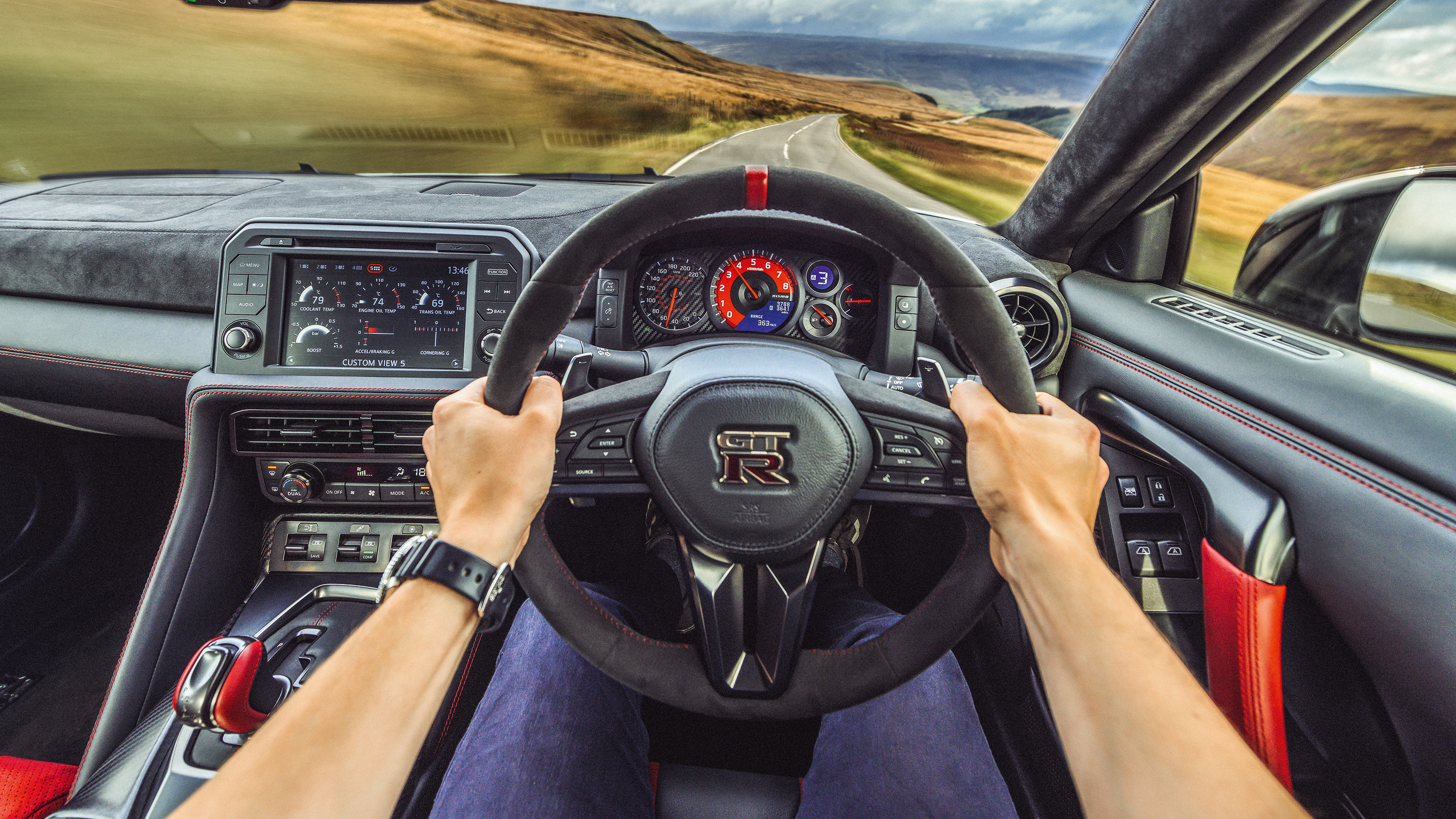 R35 Nissan GT-R Nismo interior