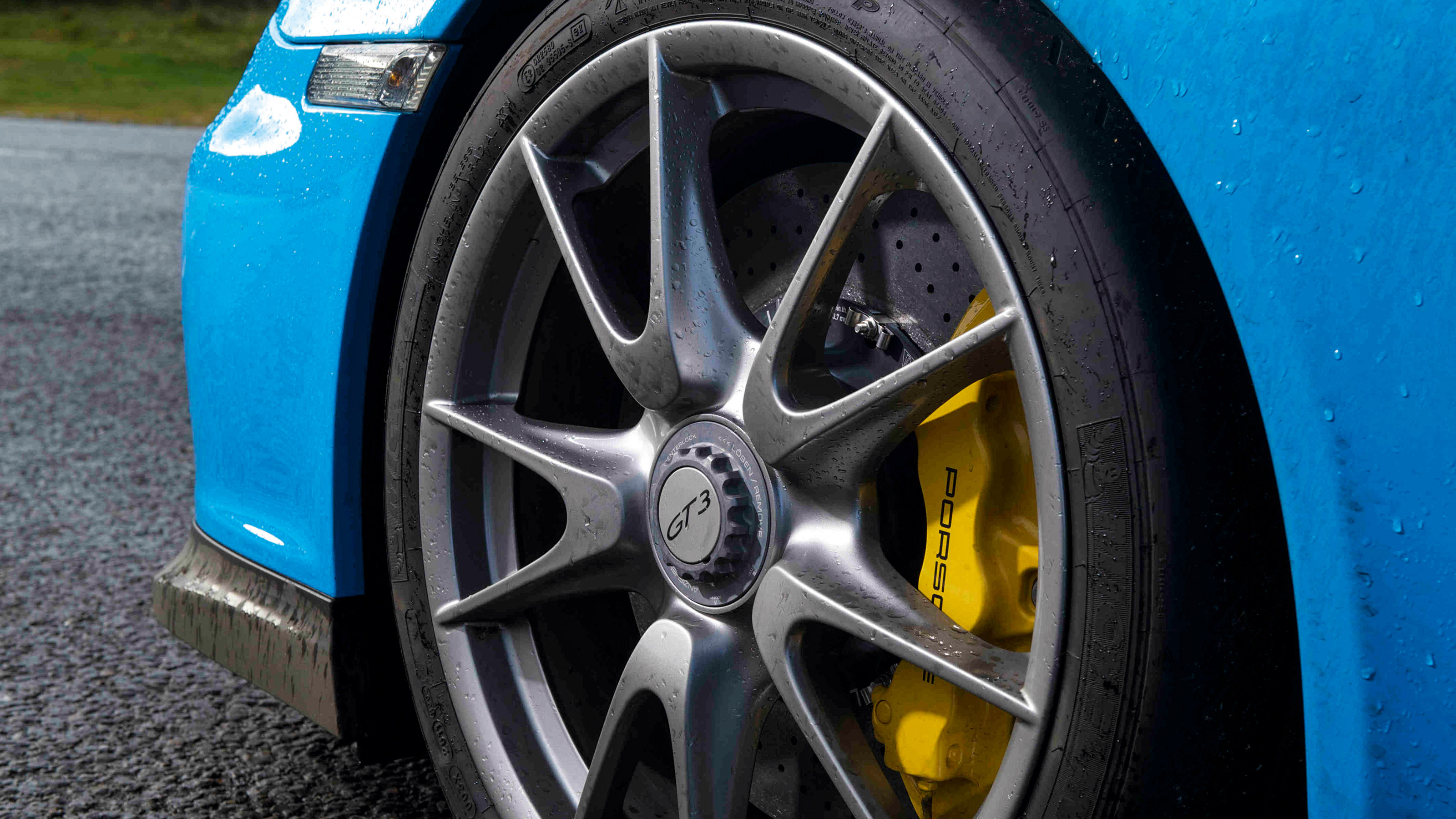 Porsche wheel