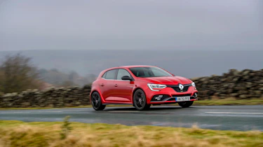 2021 Renault Megane RS300 DCT - front pan