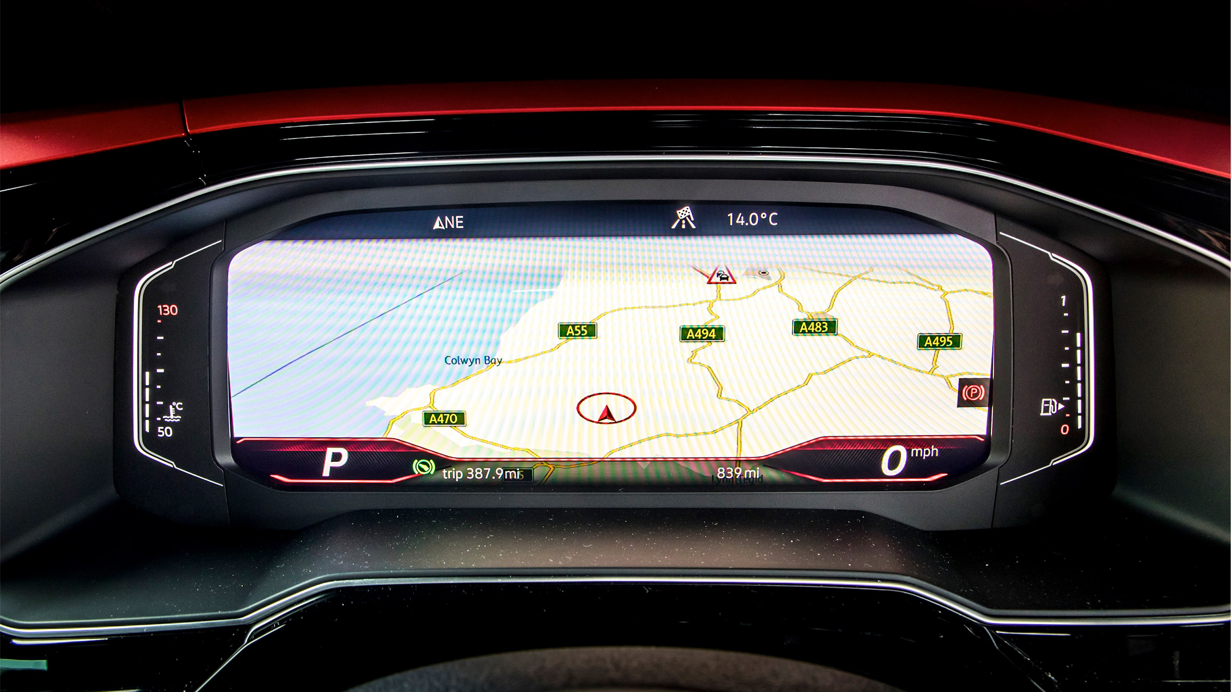 Volkswagen Polo 6 GTI - dials screen