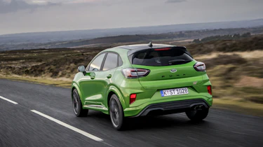 Ford Puma ST 2021 review – rear tracking