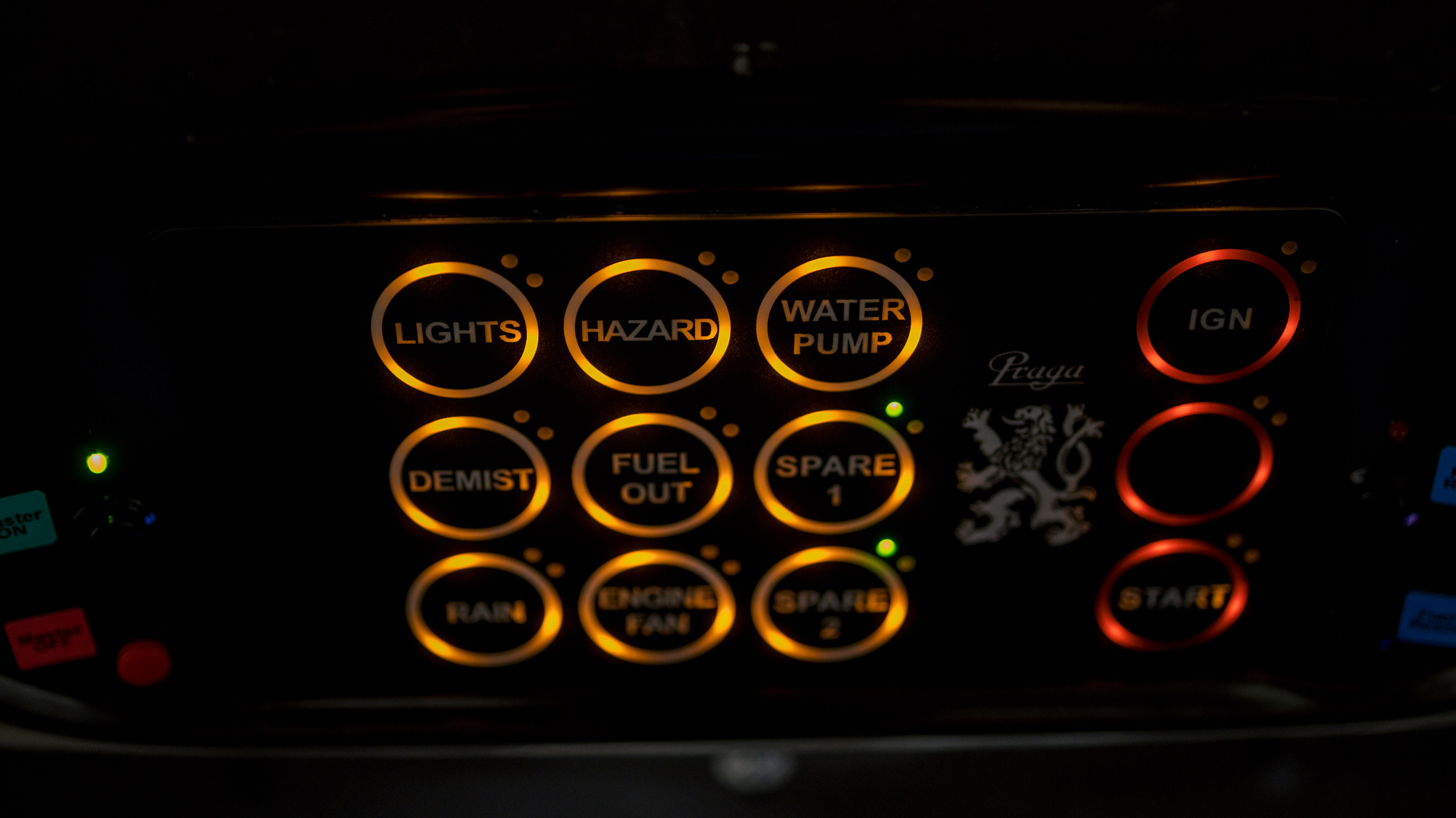 2021 Praga R1 buttons