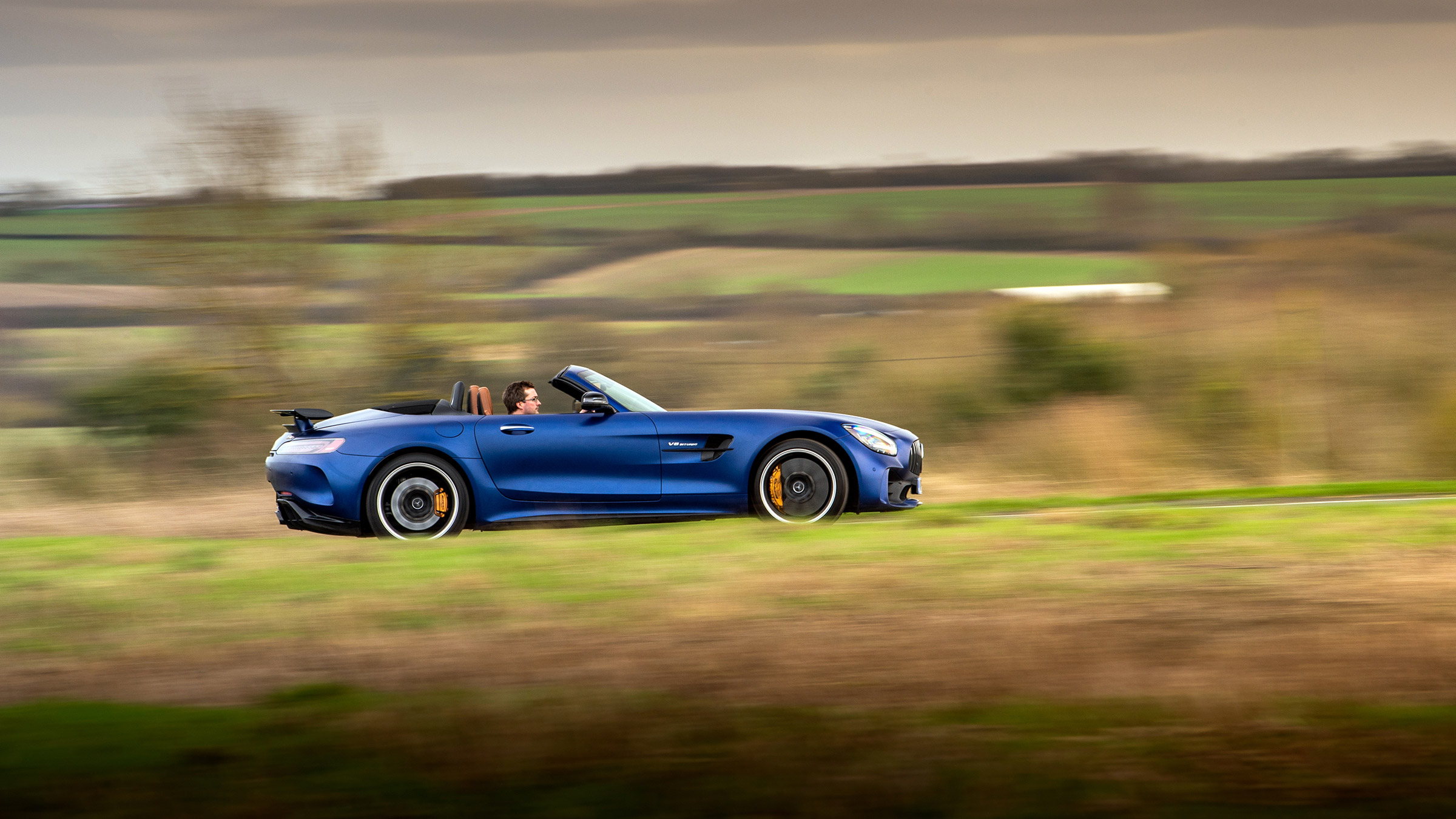 Mercedes-AMG GT R Roadster - 2021 pan