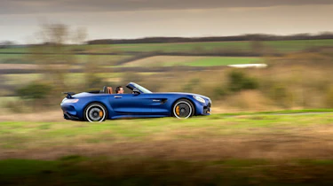 Mercedes-AMG GT R Roadster - 2021 pan
