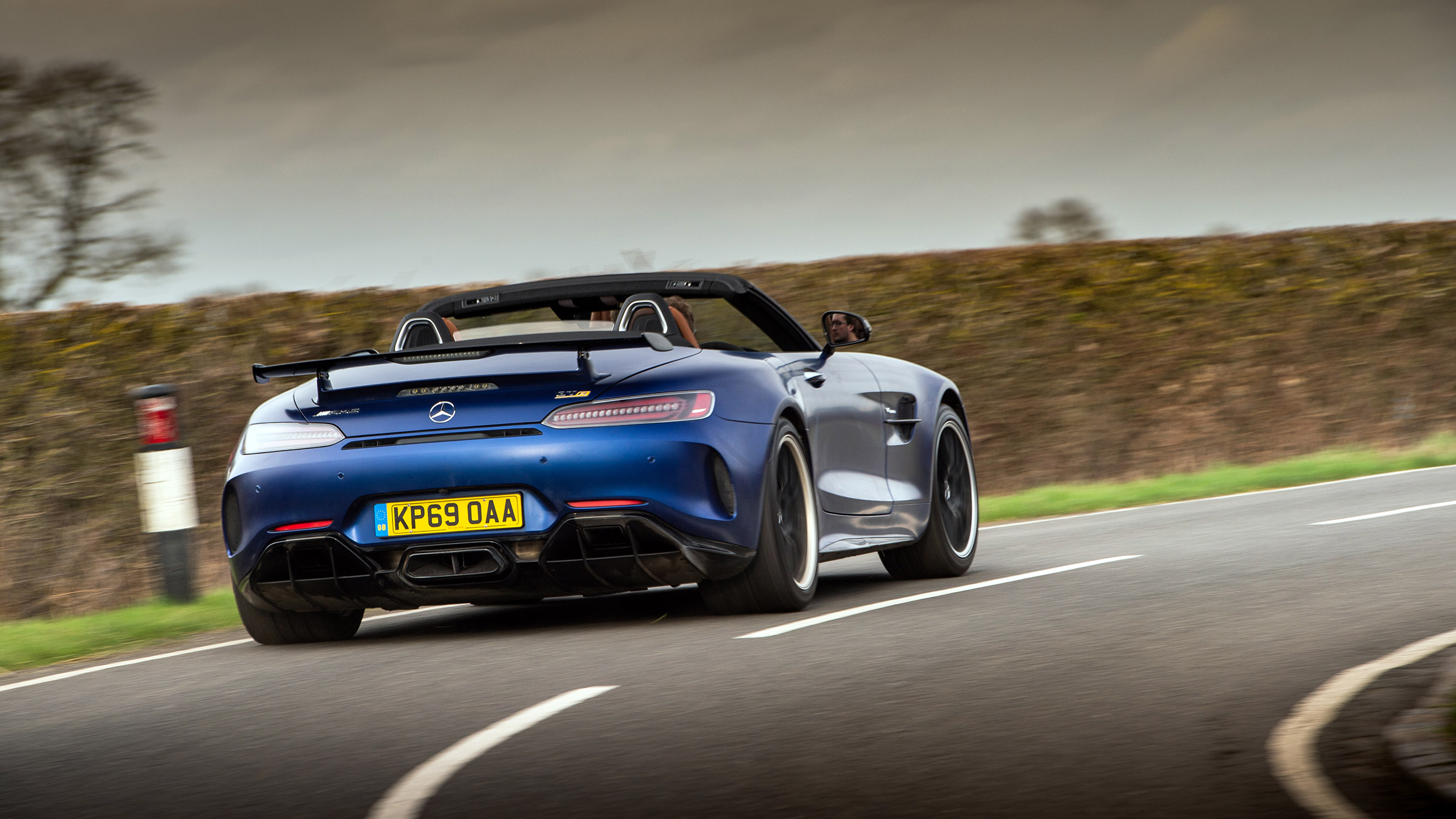 Mercedes-AMG GT R Roadster - 2021 rear cornering
