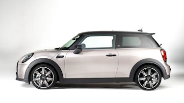 Mini Cooper S 2021 - side