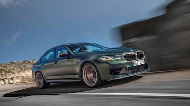 BMW M5 CS - low tracking
