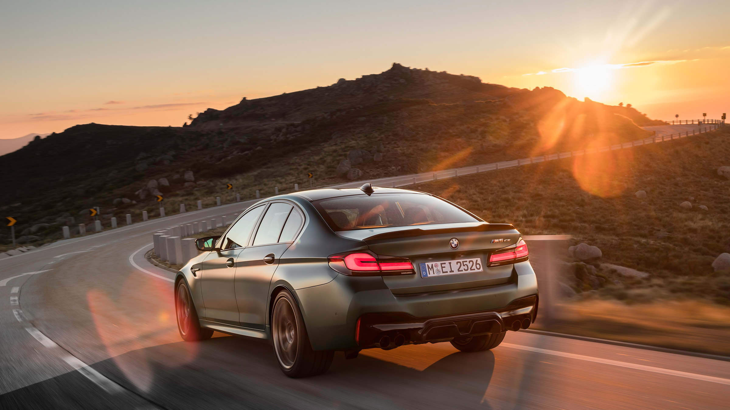 BMW M5 CS - rear sun